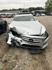 2014 Mercedes-Benz E 350 4MATIC - Exterior Front Center Image